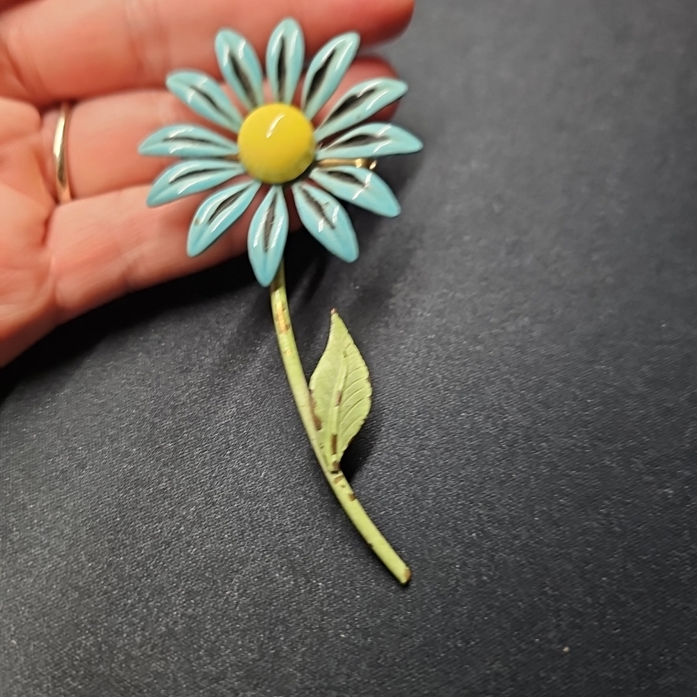 Vintage Blue and Yellow Flower Brooch